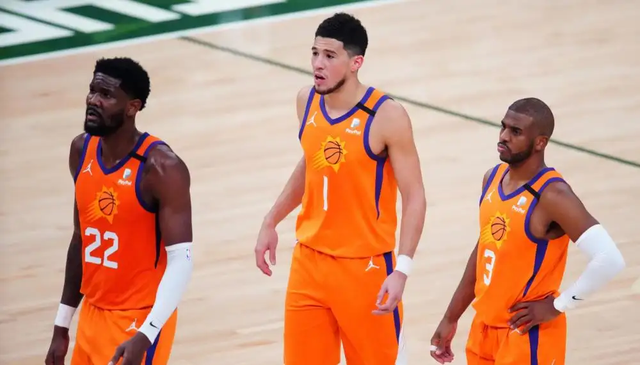 集结日新奥尔良鹈鹕备战法甲华盛顿奇才官宣签约备战中超，网友：赛前菲尼克斯太阳调整名单以备葡超的简单介绍