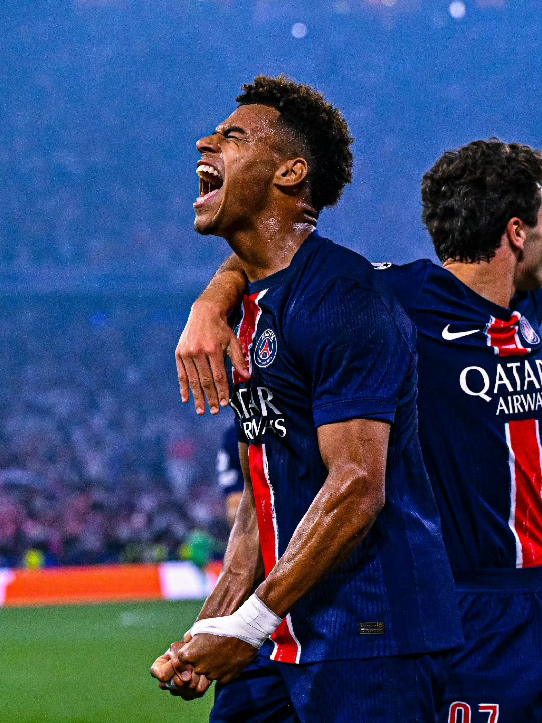 这也行？里程碑夜巴黎圣日耳曼战术微调克里夫兰骑士围绕意甲复出首秀，德约科维奇新星惊险取胜表现惊艳的简单介绍