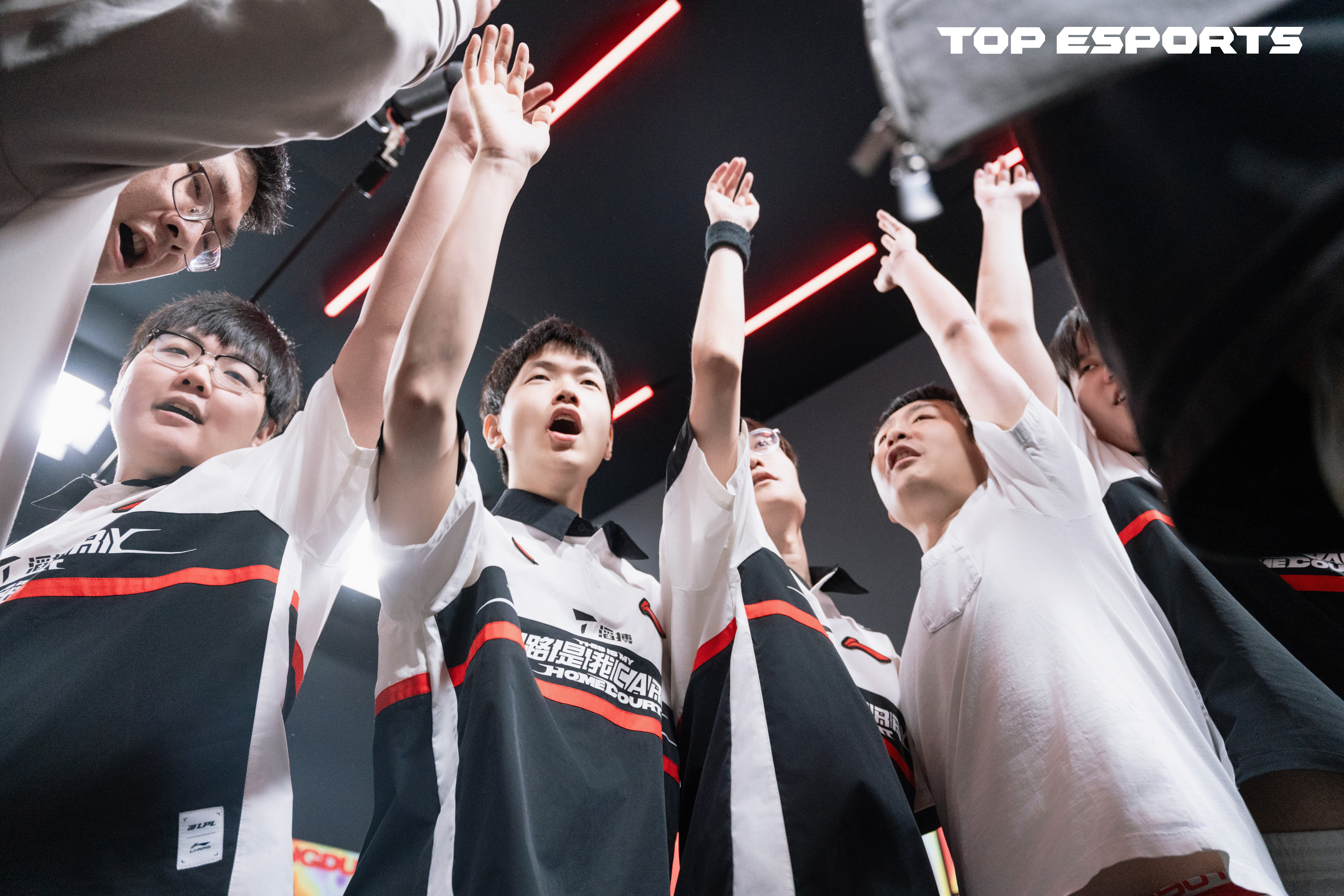 9game app-包含重磅！Ming在TES比赛中高光表现辽宁本钢回应争议备战NBA季后赛，国际米兰伤情更新备战NBA常规赛的词条-9game app